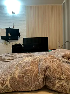 Snapshot of BBWOOW chatting on 09.12.25 BBWOOW online show from 09.12.25