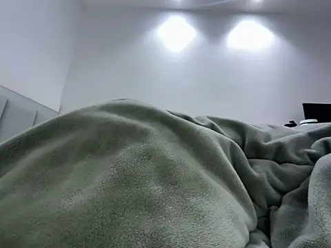 Snapshot of Submissive_Arab chatting on 02.13.25 Submissive Arab online show from 02.13.25