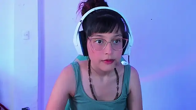 Little Lisy online show from 09.28.25