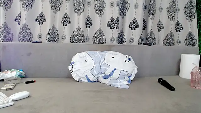 sweetdaiana23 online show from 04.17.26