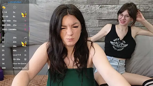 Vika loves you online show from 04.20.26