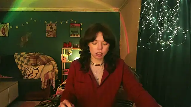 Snapshot of ClancyMorissey chatting on 04.20.26 ClancyMorissey online show from 04.20.26
