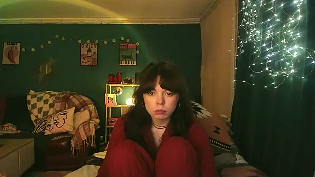 Snapshot of ClancyMorissey chatting on 04.25.26 ClancyMorissey online show from 04.25.26