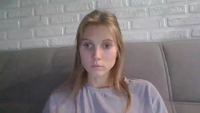 Snapshot of MaryMiton chatting on 03.02.25 MaryMiton online show from 03.02.25