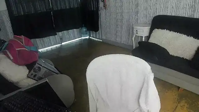 valentinaextreme online show from 04.12.26