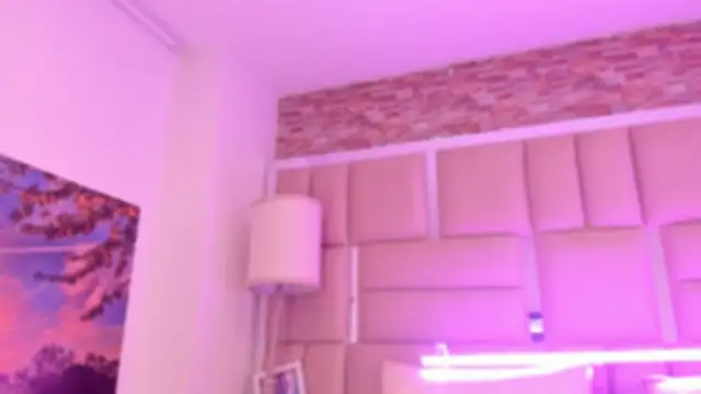 ShaniaBrownn online show from 06.01.26