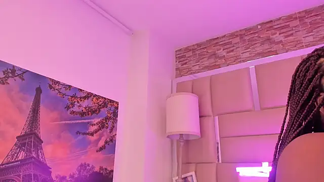 ShaniaBrownn online show from 06.02.26