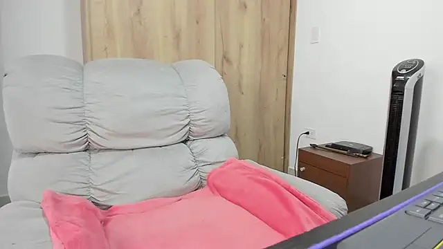 xspecialoomx online show from 03.31.26