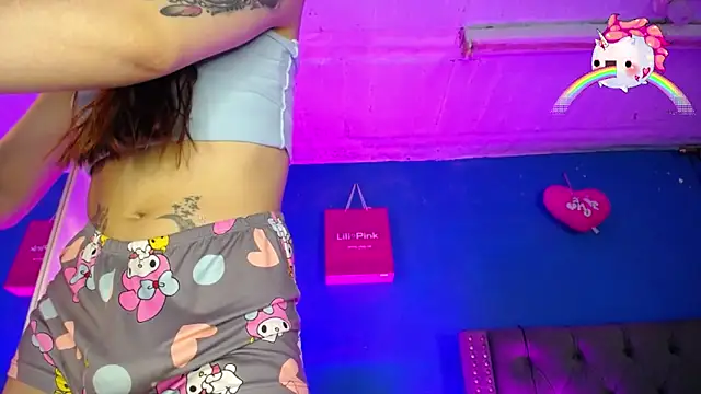 Lunahoney1 online show from 01.21.25