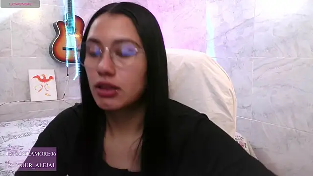 LauraRuiz1 online show from 06.05.26