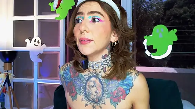 Evangelyne 1 online show from 10.19.25