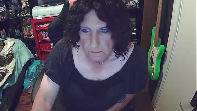 Snapshot of EricaPantyhose chatting on 10.06.25 EricaPantyhose online show from 10.06.25