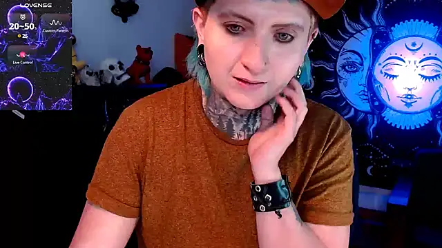 Marieblueeyes online show from 03.19.25