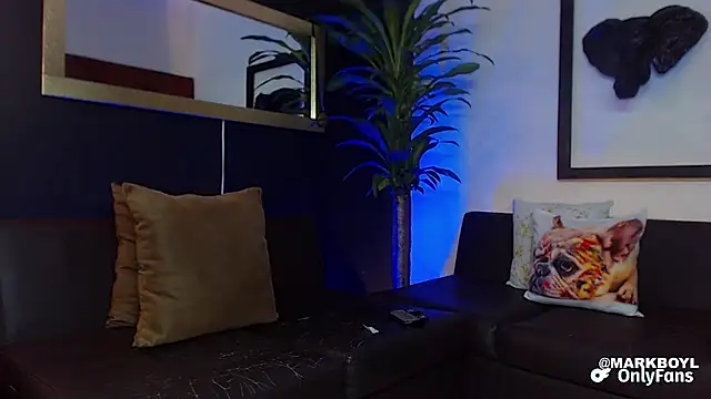 Snapshot of Markboyl chatting on 12.05.24 Markboyl online show from 12.05.24