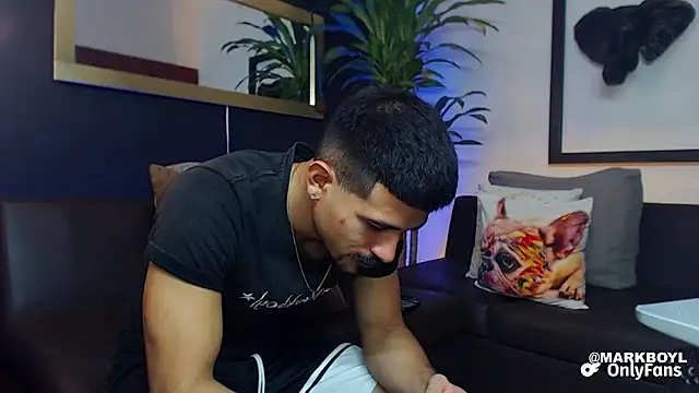 Snapshot of Markboyl chatting on 12.21.24 Markboyl online show from 12.21.24