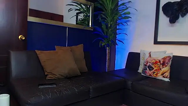 Snapshot of Markboyl chatting on 01.07.25 Markboyl online show from 01.07.25