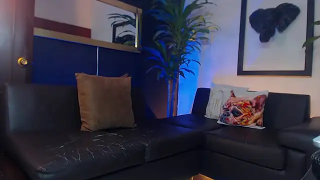 Snapshot of Markboyl chatting on 03.20.25 Markboyl online show from 03.20.25