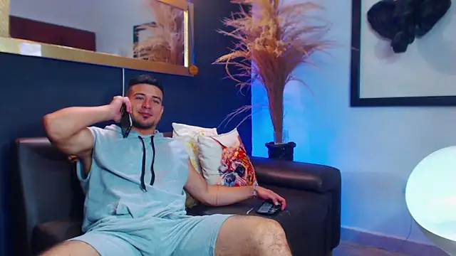 Snapshot of Markboyl chatting on 09.10.25 Markboyl online show from 09.10.25