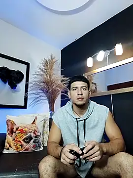 Snapshot of Markboyl chatting on 11.13.25 Markboyl online show from 11.13.25