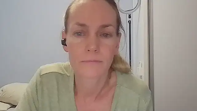 Annylove1 online show from 03.11.26