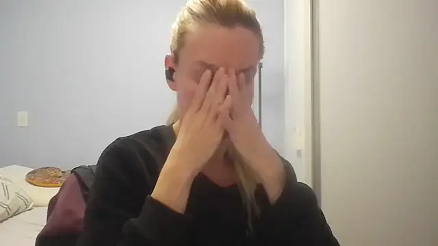Annylove1 online show from 06.19.26