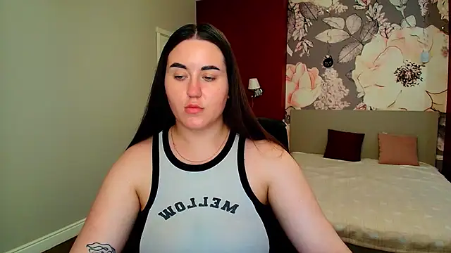 Roxie Bradley online show from 06.18.26
