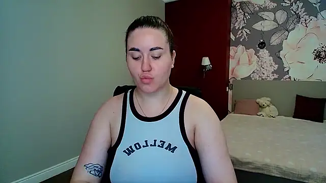 Roxie Bradley online show from 07.07.26