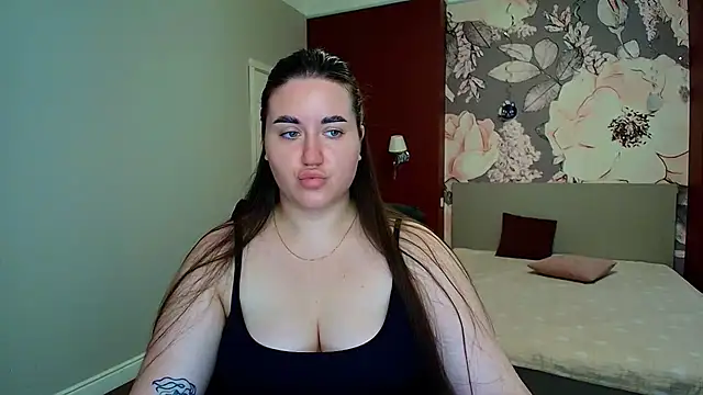 Roxie Bradley online show from 07.17.26