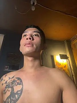 Snapshot of xlovercum chatting on 01.08.26 xlovercum online show from 01.08.26