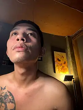 Snapshot of xlovercum chatting on 01.11.26 xlovercum online show from 01.11.26