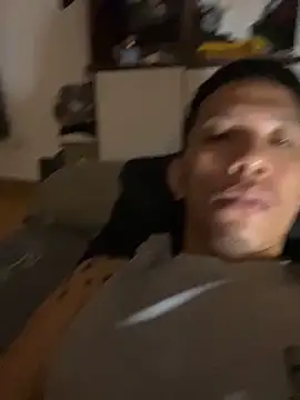 Snapshot of xlovercum chatting on 02.10.26 xlovercum online show from 02.10.26