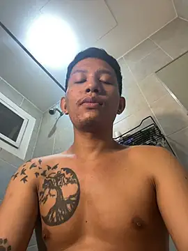 Snapshot of xlovercum chatting on 02.12.26 xlovercum online show from 02.12.26