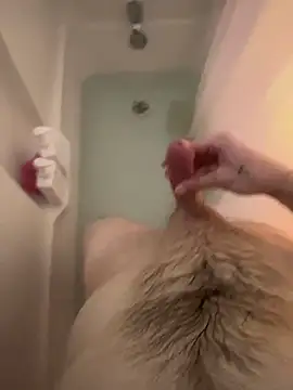 Snapshot of ThatTattooedGuy chatting on 09.20.25 ThatTattooedGuy online show from 09.20.25