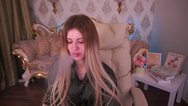 Snapshot of Lili_Danger chatting on 12.02.24 Lili Danger online show from 12.02.24