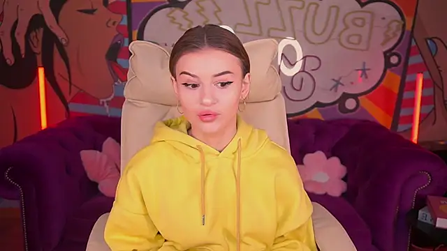 Snapshot of Lili_Danger chatting on 01.28.25 Lili Danger online show from 01.28.25