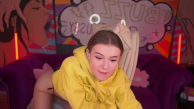 Snapshot of Lili_Danger chatting on 01.28.25 Lili Danger online show from 01.28.25