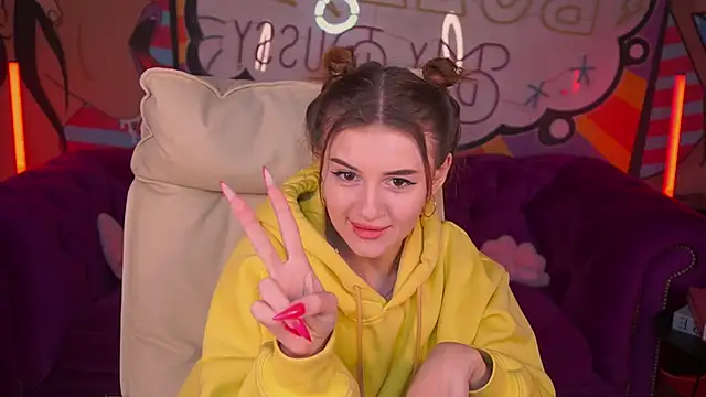 Snapshot of Lili_Danger chatting on 01.28.25 Lili Danger online show from 01.28.25