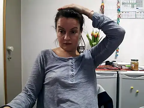 LoveNBloom online show from 02.20.25