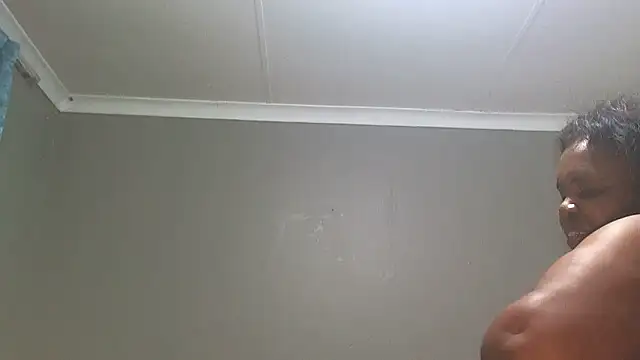 Rosehipsx76 online show from 02.17.26