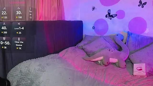 Snapshot of Cata_cortes chatting on 02.20.25 Cata cortes online show from 02.20.25