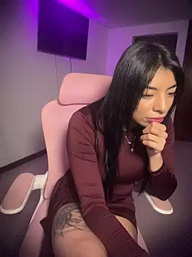 Miaparkerss  online show from 03.21.26