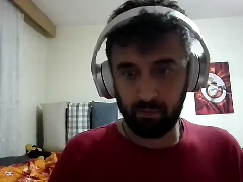 Snapshot of Ca414 chatting on 11.08.25 Ca414 online show from 11.08.25