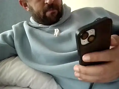 Snapshot of Ca414 chatting on 03.01.26 Ca414 online show from 03.01.26