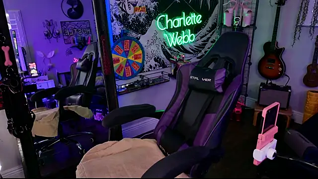Snapshot of CharletteWebb chatting on 05.28.26 CharletteWebb online show from 05.28.26