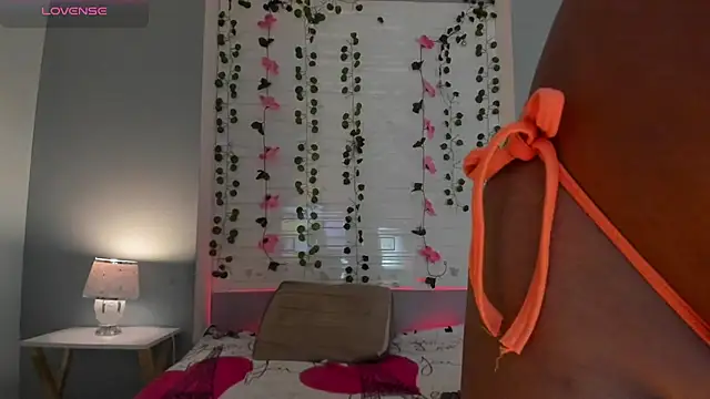 DAHIANAROUSE2 online show from 01.26.25