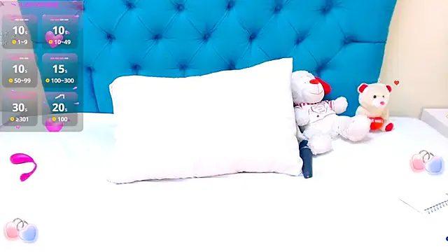 Nayla Garner online show from 10.16.25