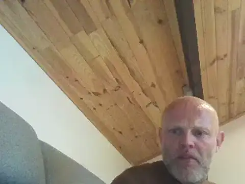 davigochi77bcn online show from 03.20.25