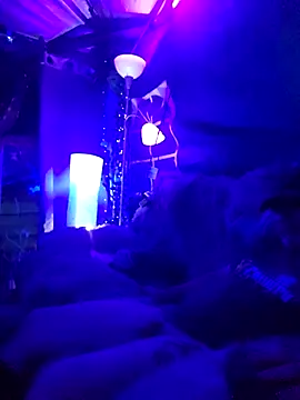 Hotredheadandtoungelasher online show from 03.10.25