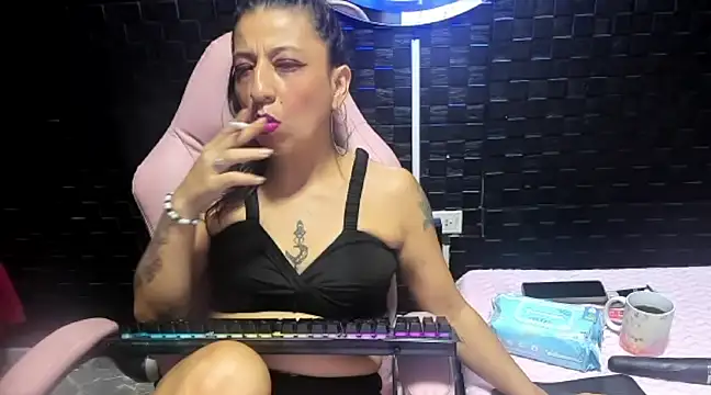 Snapshot of mature_sexi40 chatting on 03.18.25 mature sexi40 online show from 03.18.25