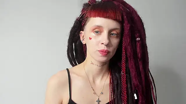 Snapshot of FlowerOfSin2001 chatting on 02.27.25 FlowerOfSin2001 online show from 02.27.25